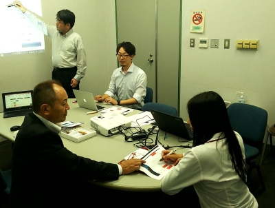 只今勉強ちゅぅ♪